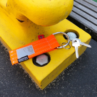 Schlüsselanhänger GERETTET orange